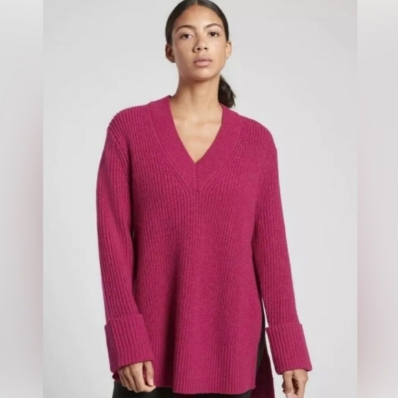 Athleta Shasta V-Neck Oversized Fit Wool Knit Sweater- Dark Pink, Size Large - Picture 2 of 9
